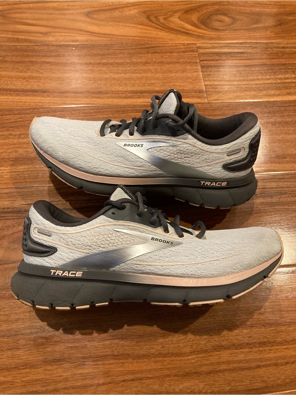 Brooks Trace 2 Womens 9.5B  Gray Black Pink Athletic Running Shoes Sneakers